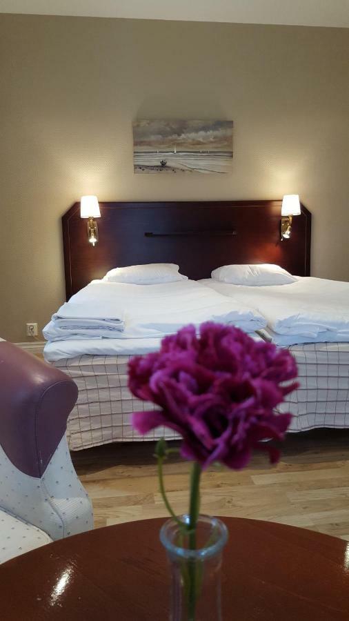 Dagsholm Hotell Fargelanda ภายนอก รูปภาพ
